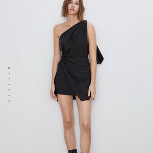 Zara Black One-Shoulder Draped Mini Dress w/‎ Oversized Bow Detail Size S NWT